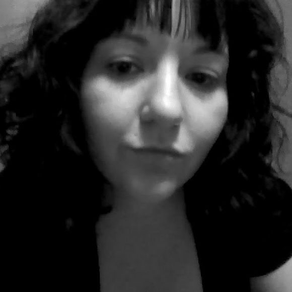 Meet your Posher, Stephanie - Picture 1 of 1